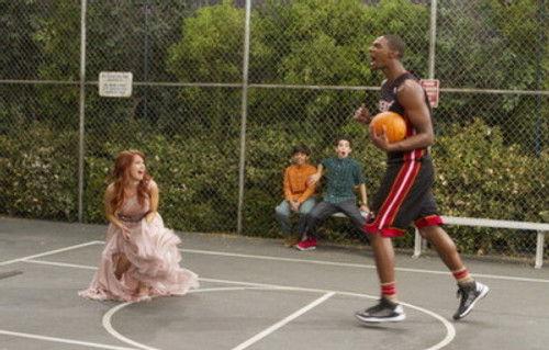 Jessie Season 2 Episode 8 - Say Yes to the Messy Dress