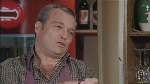 The Cesaronis Season 3 Episode 2 - Garbatella caliber 9 / Porchetta and porcelain