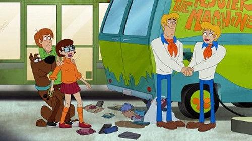 Be Cool, Scooby-Doo! Season 2 Episode 21 - Junkyard Dogs