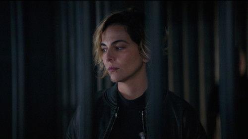 Good Morning, Verônica Season 3 Episode 1 - Who Is Doúm?