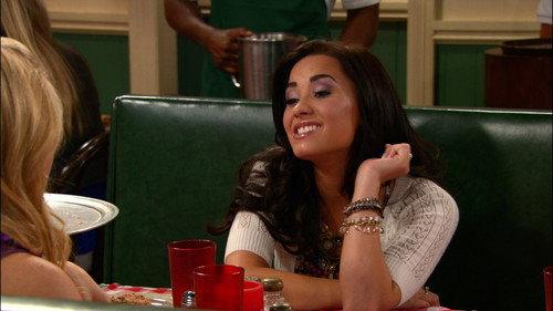 Sonny with a Chance Season 2 Episode 18 - Sonny With a 100 Percent Chance of Meddling
