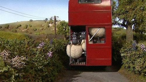Shaun the Sheep Season 1 Episode 13 - Sheep on the Loose
