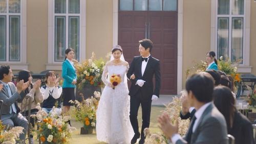 18 Again Season 1 Episode 16 - Life Goes On