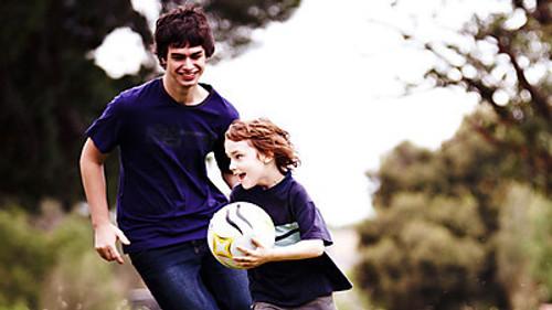 The Slap Season 1 Episode 8 - Richie