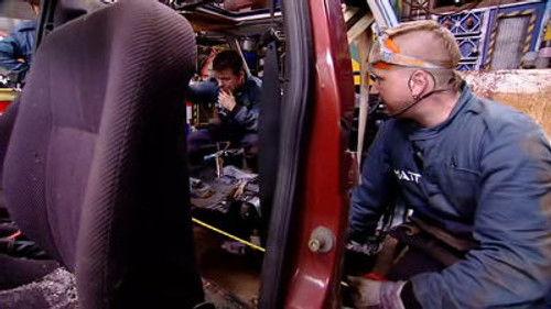 Scrapheap Challenge Season 9 Episode 8 - Skid Pan Sumo