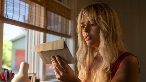 undefined Season 1 Episode 2 - Wrap Her Up in a Package of Lies