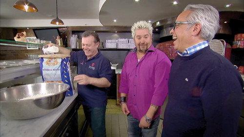 Diners, Drive-Ins and Dives Season 42 Episode 13 - Triple D Nation: Old Friends, New Flavors