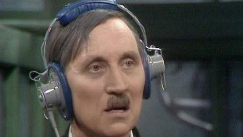 On the Buses Season 3 Episode 8 - Radio Control