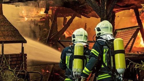 Feuer & Flamme Season 1 Episode 4 - Episode 4