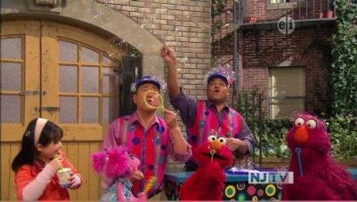 Sesame Street Season 42 Episode 3 - The Bubble Fest