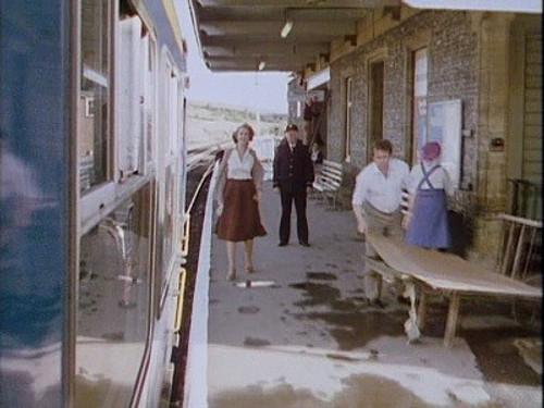 To the Manor Born Season 3 Episode 2 - Station Closing