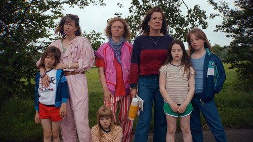 The terrible eighties Season 1 Episode 3 - Silence Day