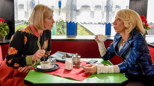 Suburbia - Women on the Edge Season 6 Episode 6 - Folge 6