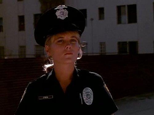 Amazing Stories Season 2 Episode 14 - Blue Man Down