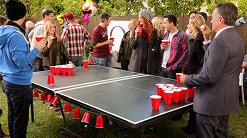 The Crazy Ones Season 1 Episode 11 - The Intern