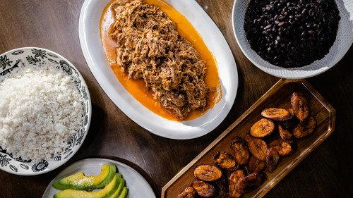 In the Kitchen with Abner and Amanda Season 1 Episode 4 - Ropa Vieja and Frijoles