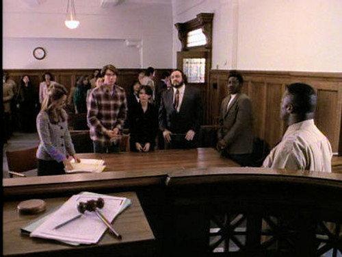 Sliders Season 2 Episode 13 - As Time Goes By