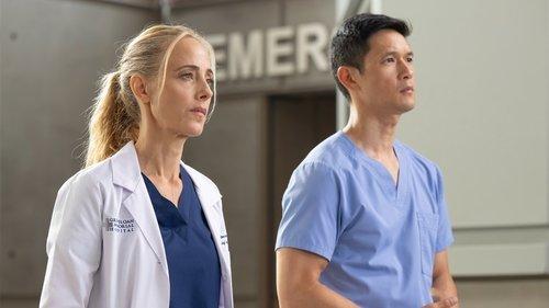 Grey's Anatomy Season 22 Episode 1 - Only the Strong Survive
