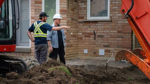 Holmes Family Rescue Season 2 Episode 16 - Digging Out of Trouble