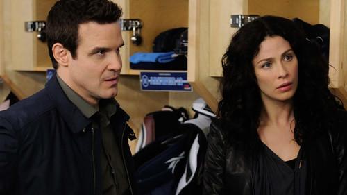 Warehouse 13 Season 4 Episode 5 - No Pain, No Gain