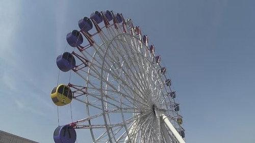 Document 72 Hours Season 8 Episode 21 - Thoughts and Reflections on a Rooftop Ferris Wheel