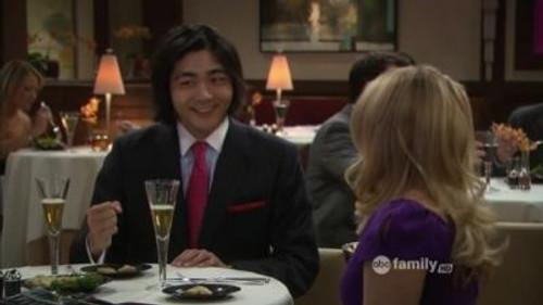 Melissa & Joey Season 1 Episode 15 - Lost in Translation