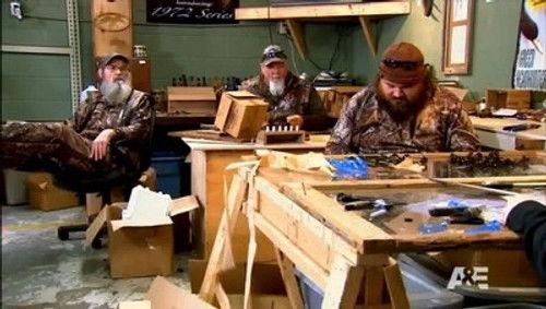 Duck Dynasty Season 1 Episode 6 - Too Close for Comfort