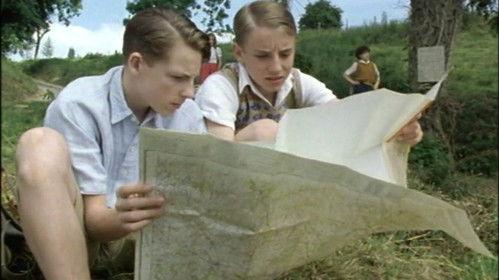 The Famous Five Season 2 Episode 1 - Five Go Down to the Sea (1)