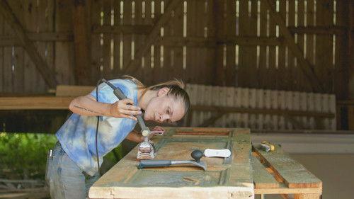 Hjälp, vi har köpt en bondgård! Season 3 Episode 3 - ”Björn has pooped in Essa's room!”