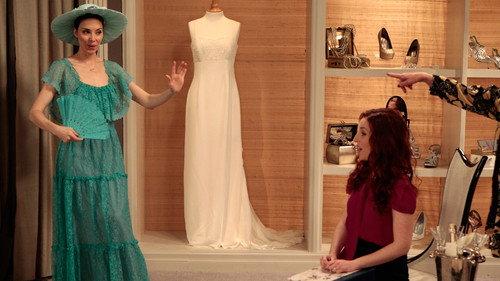 Whitney Season 1 Episode 12 - Faking It