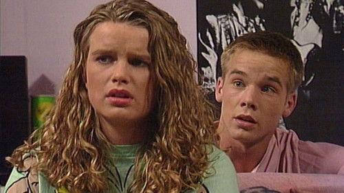 Oppassen!!! Season 6 Episode 13 - Een beetje verliefd