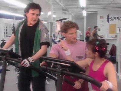 Un gars, une fille Season 1 Episode 5 - Au gym - À l'urgence - En convalescence