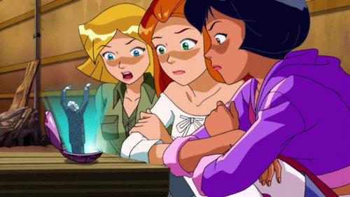 Totally Spies! Season 4 Episode 19 - Like, So Totally Not Spies (2)