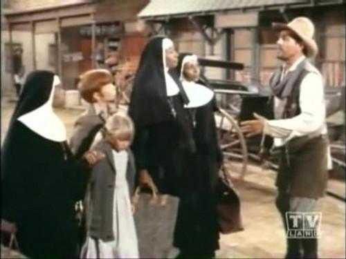 Gunsmoke Season 15 Episode 14 - The Sisters