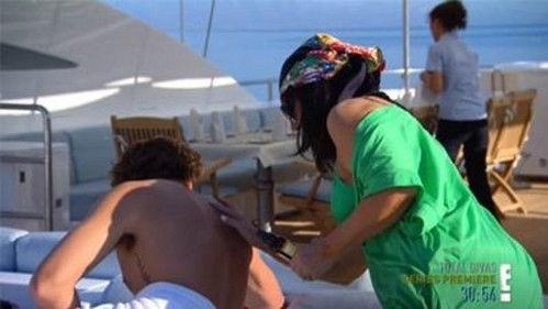 Keeping Up with the Kardashians Season 8 Episode 9 - Greece Him Up