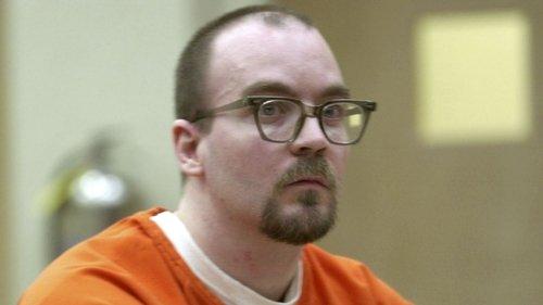 Evil Lives Here Season 15 Episode 9 - He Asked Me to Be His Hitman