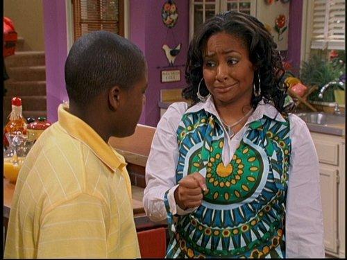 That's So Raven Season 4 Episode 6 - Hook Up My Space