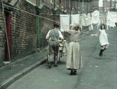 When the Boat Comes In Season 1 Episode 9 - Angel on Horseback