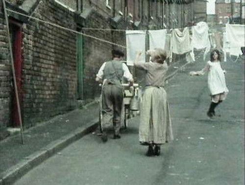 When the Boat Comes In Season 1 Episode 9 - Angel on Horseback