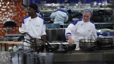Hell's Kitchen Season 9 Episode 6 - 12 Chefs Compete