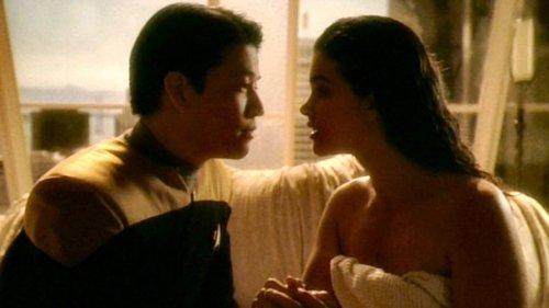 Star Trek: Voyager Season 2 Episode 5 - Non Sequitur