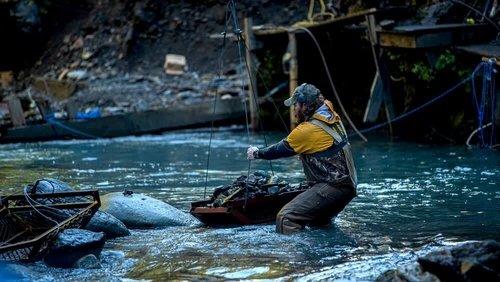 Gold Rush: White Water Season 4 Episode 12 - In Too Deep