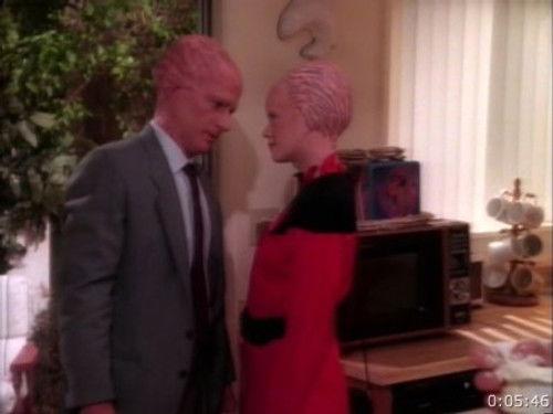 Alien Nation Season 1 Episode 12 - The Red Room