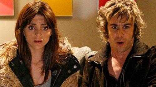 La que se avecina Season 1 Episode 3 - Azulejos, un polígrafo y un paquete por correo
