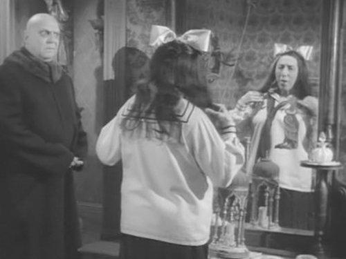 undefined Season 2 Episode 22 - Happy Birthday, Grandma Frump