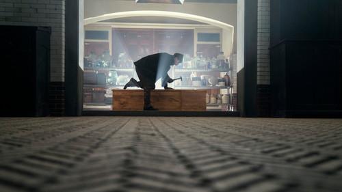 Guillermo del Toro's Cabinet of Curiosities Season 1 Episode 2 - Graveyard Rats