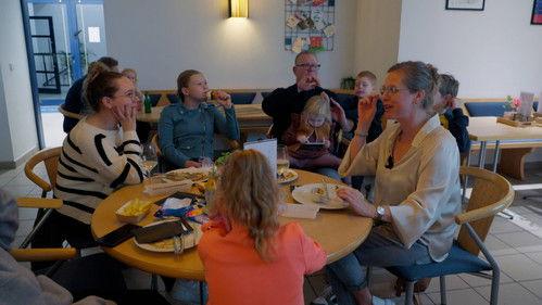 Een huis vol emigreert Season 1 Episode 10 - Episode 10