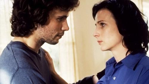 Six Feet Under Season 1 Episode 12 - A Private Life