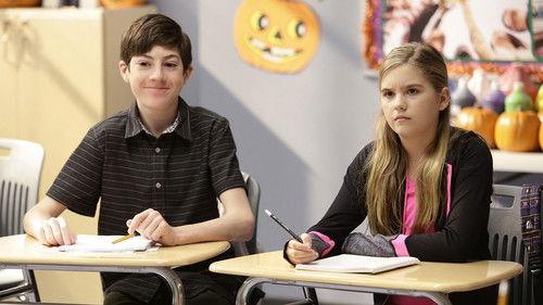 Speechless Season 1 Episode 8 - R-A-Y-C RAY-CATION