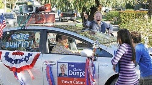 Modern Family Season 3 Episode 19 - Election Day